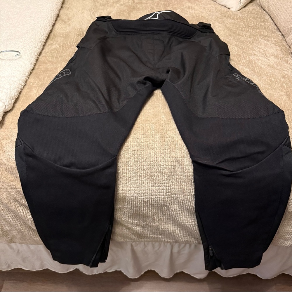 Alpinestars A10 V2 Air Motorcycle Pants - Picture 6 of 6